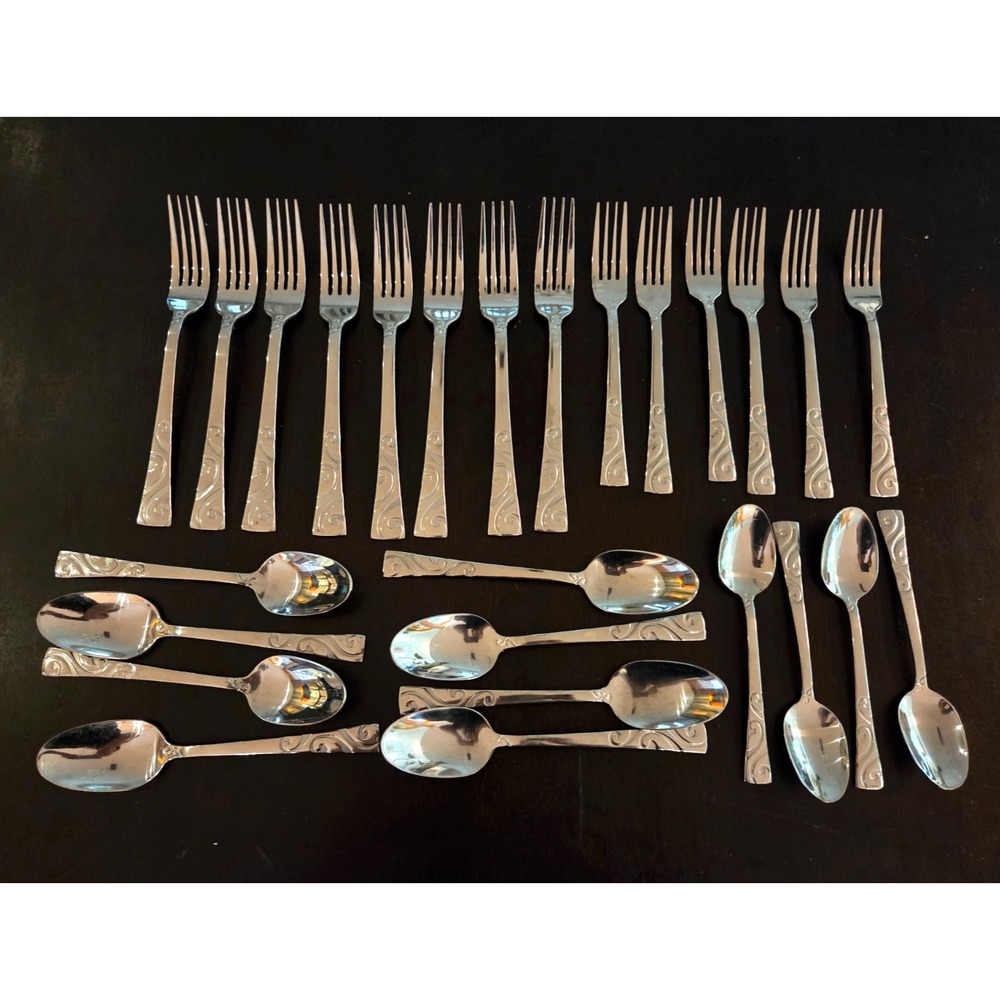 Oneida Stanhope 26 Pc Set Stainless Flatware Silverware Swirls Fork Spoon